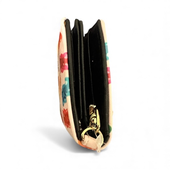 NWT Betsey Johnson Candy Gummy Bear wallet - Picture 6 of 8